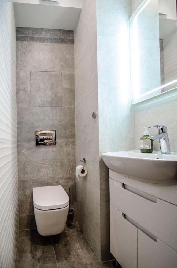 Amazing Apartment In The Center Of Kiev Buitenkant foto
