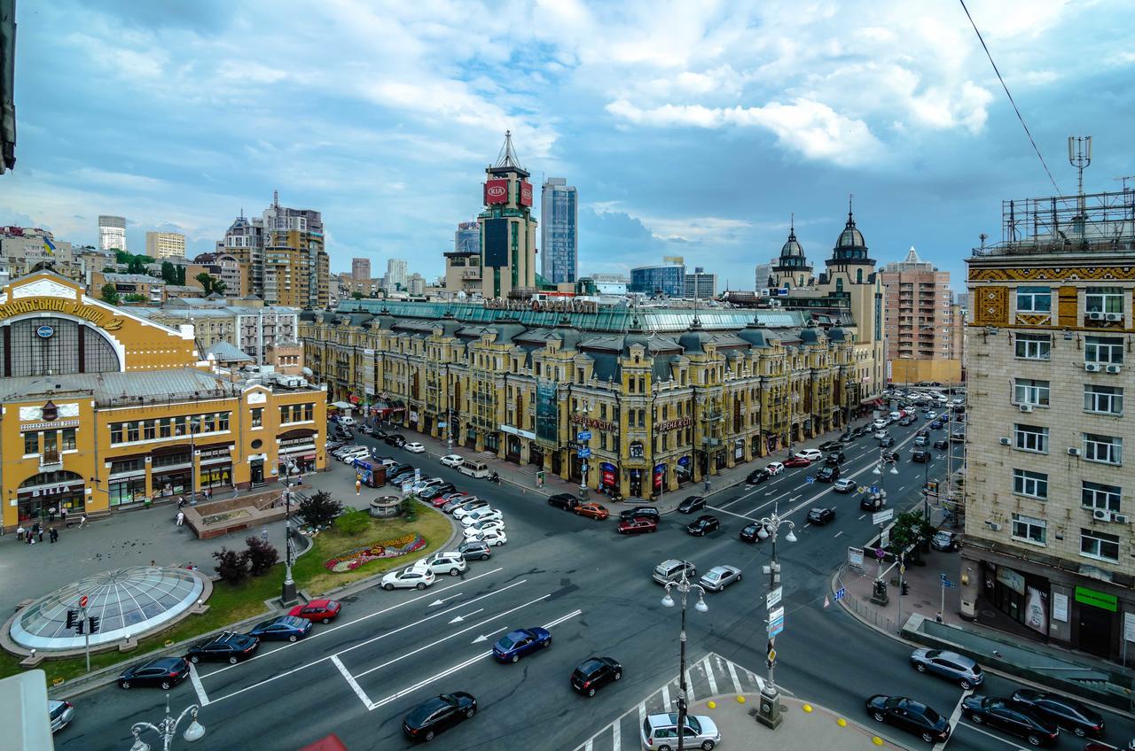 Amazing Apartment In The Center Of Kiev Buitenkant foto