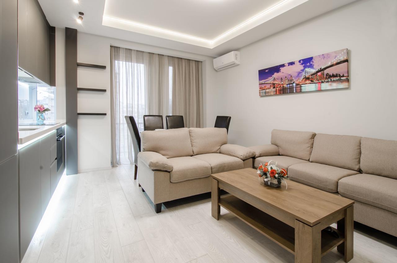 Amazing Apartment In The Center Of Kiev Buitenkant foto